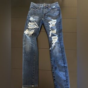 American Eagle Hi-Rise Jegging Jeans Distressed size 2 short